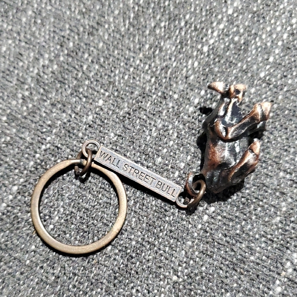Vintage Wall Street Bull Key Holder - Bronze and Black